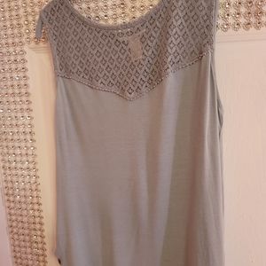 Summer sleeveless top